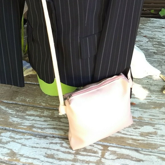 LAST ONE!!! TRAVELS WELL leather bag set - Picture 4 of 4